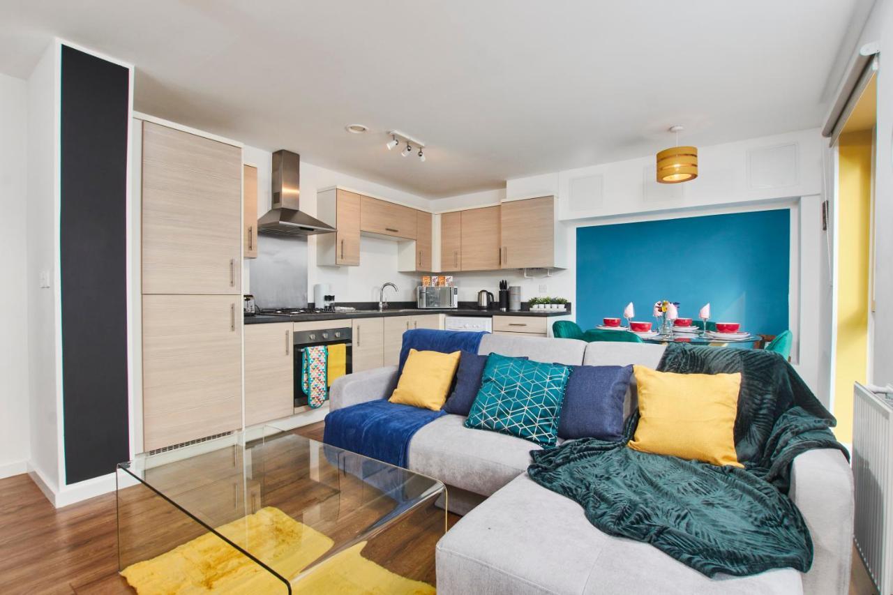 Charming 2 Bedroom In *